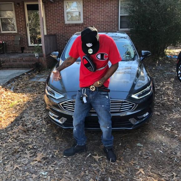 Meet your Posher, Jerome - Picture 1 of 1